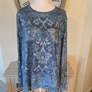 Macy's Blue Long Sleeve Crewneck Blue Pattern Long Sleeve Top